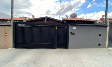 Casa para Venda em Lins, Residencial Morumbi, 3 dormitórios, 1 suíte, 2 vagas