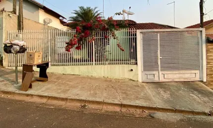Casa para Venda em Lins, Jardim Tropical, 2 dormitórios, 1 banheiro, 1 vaga
