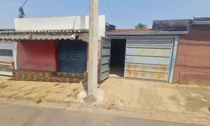 Casa para Venda em Lins, Nucleo Habitacional Ulisses Guimarães, 2 dormitórios, 1 suíte, 1 vaga