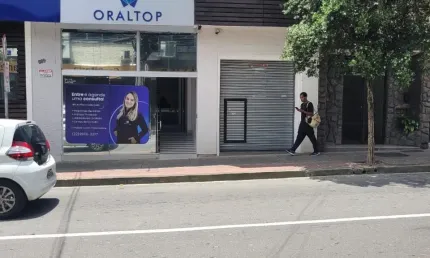 Ponto comercial com 1 sala para alugar na Rua Santo Antônio, Centro, Juiz de Fora