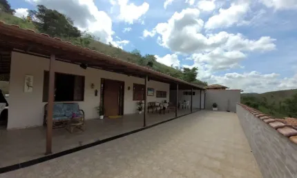 Granja à venda no Condomínio Parque das Colinas – Matias Barbosa