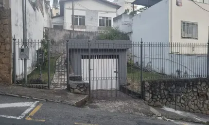 Casa com 4 quartos para alugar no São Mateus, Juiz de Fora 