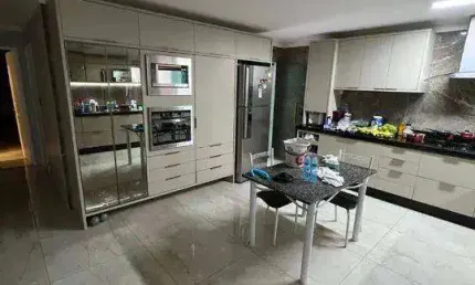 Casa à venda em Recife, Campo Grande, com 4 quartos, 205,33m²
