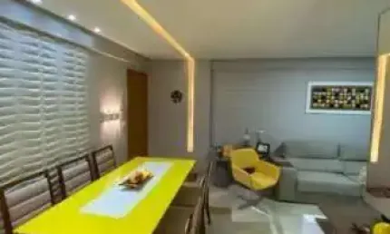 Apartamento com 4 Quartos e 3 banheiros à Venda, 85 m² por R$ 650.000