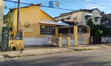 Casa ampla para residência ou comércio em localização estratégica – Casa Amarela, Recife