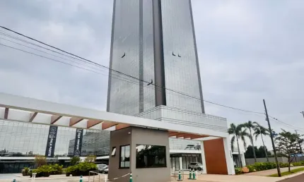 Sala comercial com 1 sala à venda na Avenida Joaquim Duarte Moleirinho, 3223, Jardim Cidade Monções, Maringá