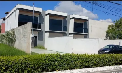 Casa duplex no bairro Praia Ribeira em Angra dos Reis - RJ