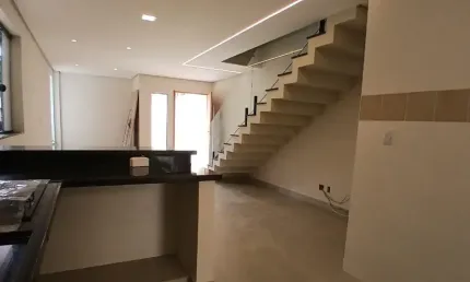 Casa duplex no bairro Praia da Ribeira Angra dos Reis - RJ
