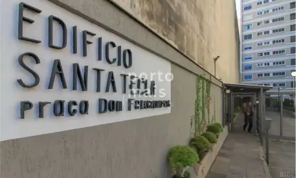 Apartamento com 4 quartos à venda na Praça Dom Feliciano, 126, Centro Histórico, Porto Alegre por R$ 1.010.000