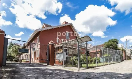 Casa em condomínio fechado com 3 quartos à venda na avenida arnaldo bohrer, 184, teresópolis, porto alegre por r$ 575.000