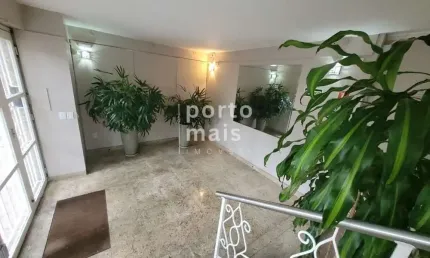 Apartamento com 3 quartos à venda na Rua Dona Leonor, 373, Rio Branco, Porto Alegre por R$ 450.000