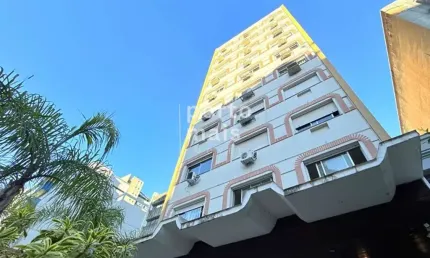 Apartamento com 1 quarto à venda na rua duque de caxias, 1667, centro histórico, porto alegre por r$ 249.000
