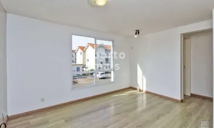 Apartamento com 2 quartos à venda na Avenida Juca Batista, 4581, Hípica, Porto Alegre por R$ 215.000