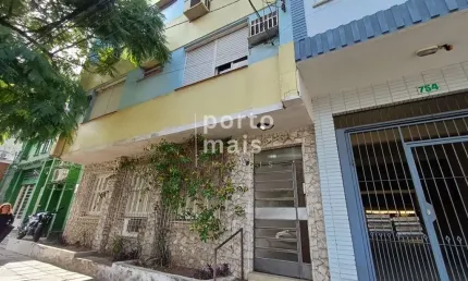 Apartamento com 2 quartos à venda na Rua Mariante, 750, Rio Branco, Porto Alegre por R$ 239.000