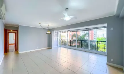 Apartamento com 4 quartos à venda na Avenida Túlio de Rose, 400, Jardim Europa, Porto Alegre por R$ 1.890.000