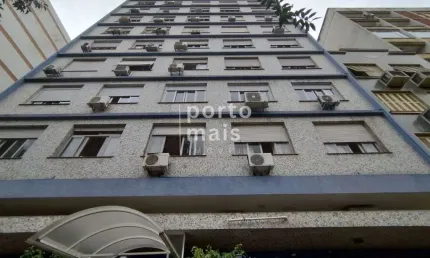 Apartamento com 2 quartos à venda na Rua Coronel Fernando Machado, 560, Centro Histórico, Porto Alegre por R$ 370.000