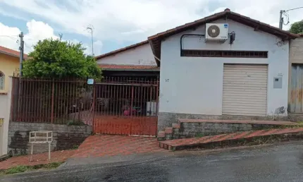 Casa para Venda em Contagem, Nacional, 3 dormitórios, 2 suítes, 2 banheiros, 2 vagas