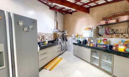 Casa com 4 quartos à venda, 180m² - santa amélia - belo horizonte - mg