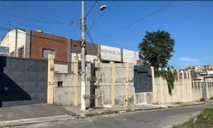 Excelente galpão de 627m² com escritórios, banheiros e casa anexa – localização estratégica no município de poá. - ga2116