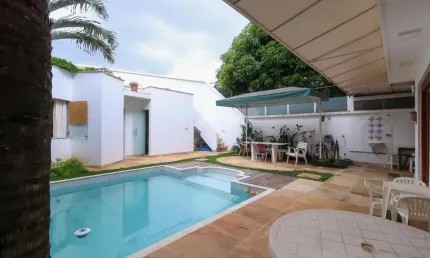 Casa para Venda em Belo Horizonte, Serra, 4 dormitórios, 1 suíte, 3 banheiros, 5 vagas