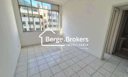 Apartamento com 1 quarto à venda na Rua Figueiredo Magalhães, Copacabana, Rio de Janeiro, 48 m2 por R$ 620.000