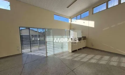 Salão comercial, 200 m² - venda por R$ 380.000 ou aluguel por R$ 3.000,00/mês - Vila Industrial - Bauru/SP