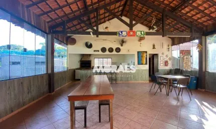 Chácara com 2 dormitórios para alugar, 2000 m² por R$ 3.200,00/mês - Vale do Igapó - Bauru/SP