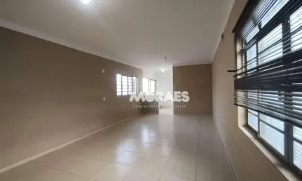 Casa com 2 dormitórios para alugar, 190 m² por R$ 2.000/mês - Vila Carolina - Bauru/SP