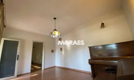 Casa com 5 dormitórios à venda, 263 m² por R$ 1.200.000,00 - Vila Universitária - Bauru/SP