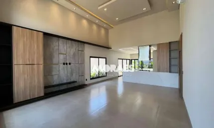 Casa em Condomínio Fechado com 3 suítes à venda, 190 m² por R$ 1.800.000 - Spazio Verde Comendador - Bauru/SP