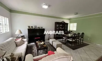 Casa com 3 dormitórios à venda, 242 m² por R$ 465.000,00 - Vila Souto - Bauru/SP