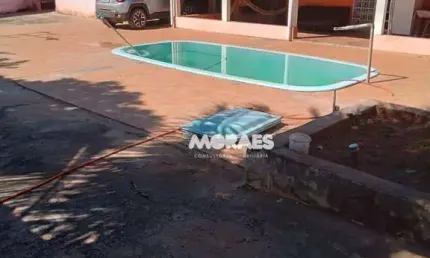 Rancho com 2 dormitórios à venda por R$ 200.000 - Condomínio Estância Náutica Branda - Guaiçara/SP