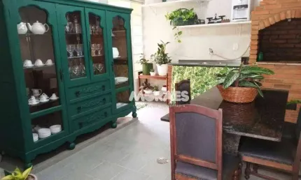 Casa com 4 dormitórios à venda, 151 m² por R$ 500.000,00 - Jardim Estoril II - Bauru/SP