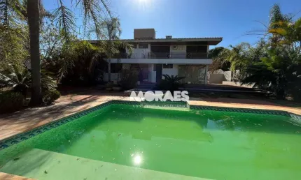 Casa em Condomínio Fechado com 4 suítes à venda, 570 m² por R$ 2.450.000 - Jardim Shangri-Lá - Bauru/SP