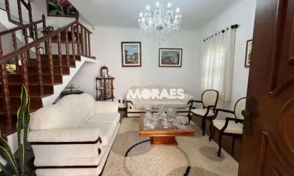 Casa com 3 dormitórios à venda, 240 m² por R$ 1.050.000 - Vila Cidade Universitária - Bauru/SP