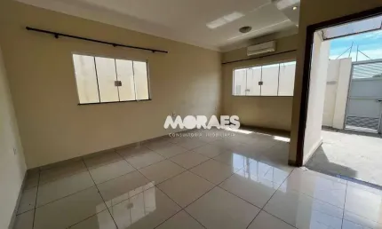Casa com 3 quartos à venda, 200 m² por R$ 455.000 - Núcleo Habitacional Mary Dota - Bauru/SP
