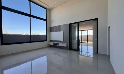 Casa em Condomínio Fechado com 3 suítes à venda, 380 m² por R$ 2.450.000 - Condomínio Tamboré - Bauru/SP