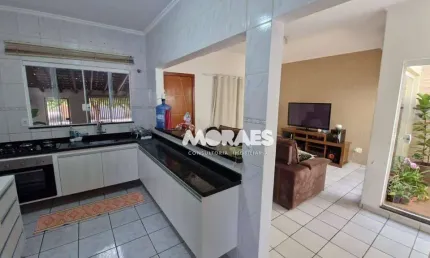 Casa com 2 dormitórios à venda, 160 m² por R$ 350.000,00 - Vila Industrial - Bauru/SP