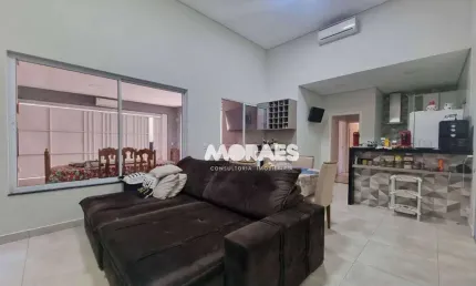Casa com 3 dormitórios à venda, 124 m² por R$ 550.000,00 - Jardim Santa Angelina - Agudos/SP