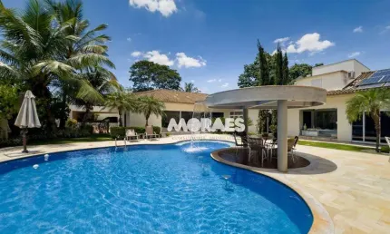 Casa mobiliada em Condomínio Fechado com 4 suítes à venda, 2.500 m² por R$ 5.800.000 - Condomínio Residencial Shangri-lá - Bauru/SP