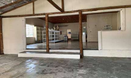 Loja mais Terreno à venda, 463,92m² por R$ 2.000.000