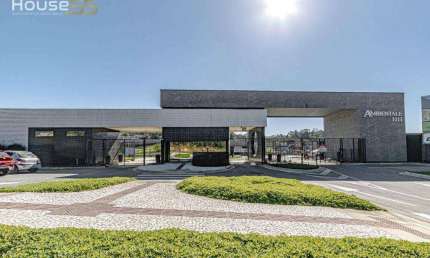 Excelente Terreno em Condomínio de Alto Padrão na Região de Colombo.