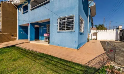 Sobrado com 4 dormitórios à venda, 230 m² por R$ 848.000,00 - Portão - Curitiba/PR