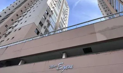 Lindo Apartamento de 03 Quartos/suíte com Varanda e Lazer Clube em Gaivotas!! 