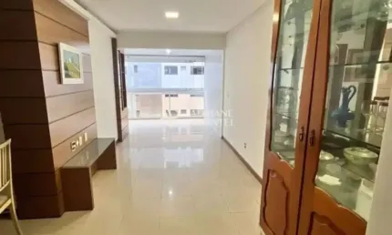 Lindo Apartamento de 03 Quartos em Itapuã com Varanda e Lazer Completo! 