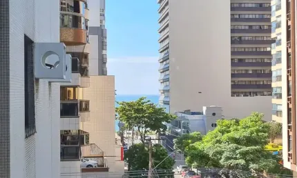 Lindo Apartamento de 03 Quartos na Praia da Costa com Varanda e Lazer Completo! 