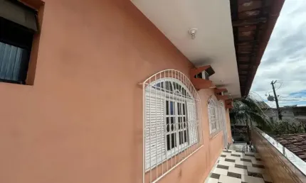 Casa com 3 quartos/suíte em Jardim Guadalajara- Vila Velha- TERRAÇO
