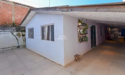 Casa com 3 quartos à venda na Rua Cláudio Manoel Dias, 266, Restinga Seca, Almirante Tamandaré