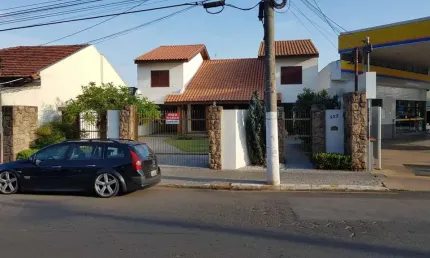Casa com 3 dormitórios, 340 m² - venda por R$ 2.300.000,00 ou aluguel por R$ 7.500,00/mês - Centro - Boituva/SP