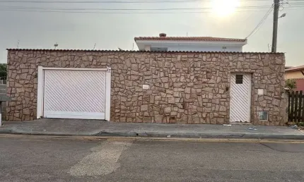 Casa com 3 dormitórios à venda, 210 m² por R$ 1.000.000,00 - Residencial Primo - Boituva/SP